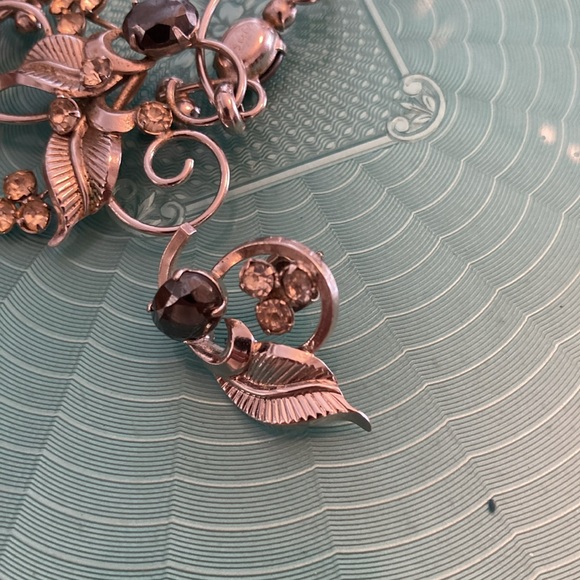 M C M Bond Boyd As is - Picture 4 of 5